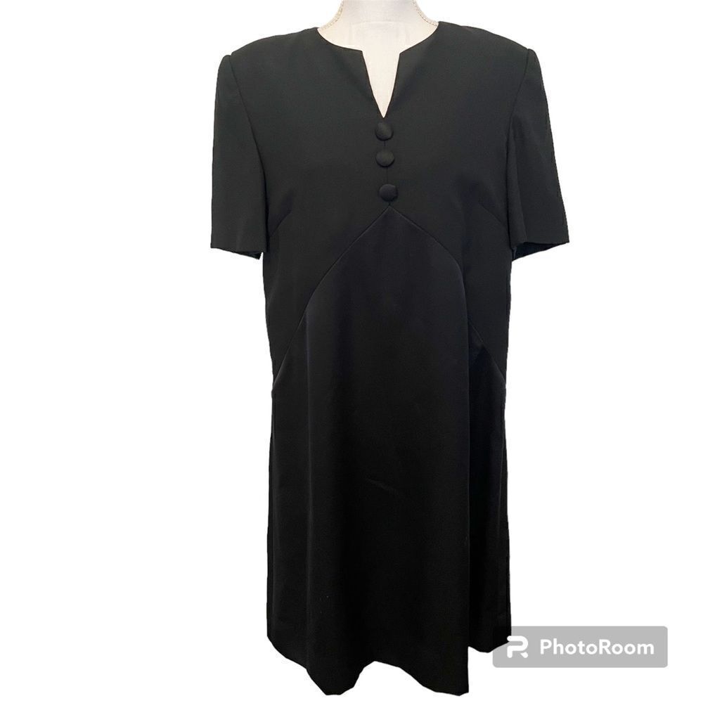 Carolina Herrera Studio Vintage 1990s Black Dress With Shoulder Pads Size 12